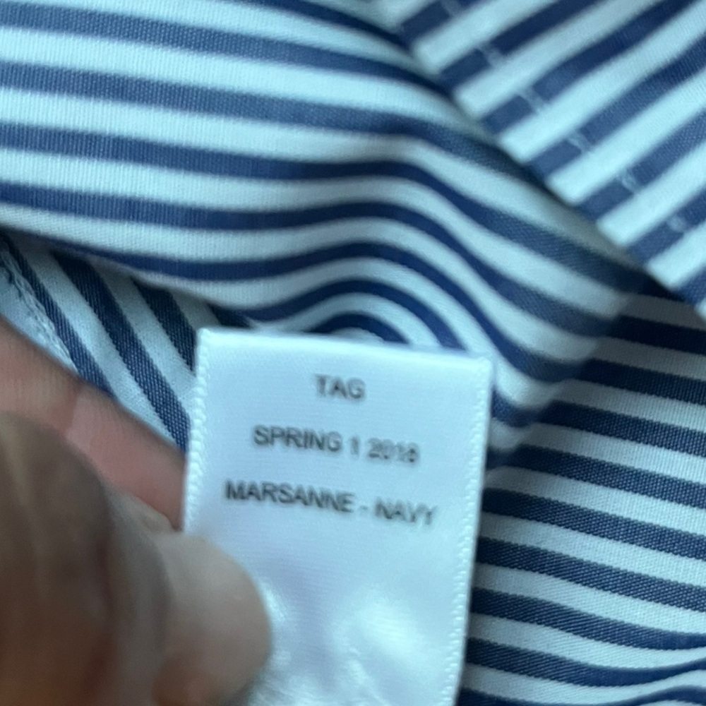 UNTUCKit Blue & White Striped Button Down Shirt 100% Cottn size 6 - Picture 10 of 10